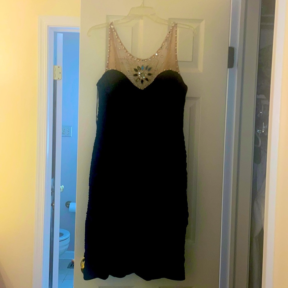 Beautiful Adrianna Papell dress size 14.worn once. Great condition.